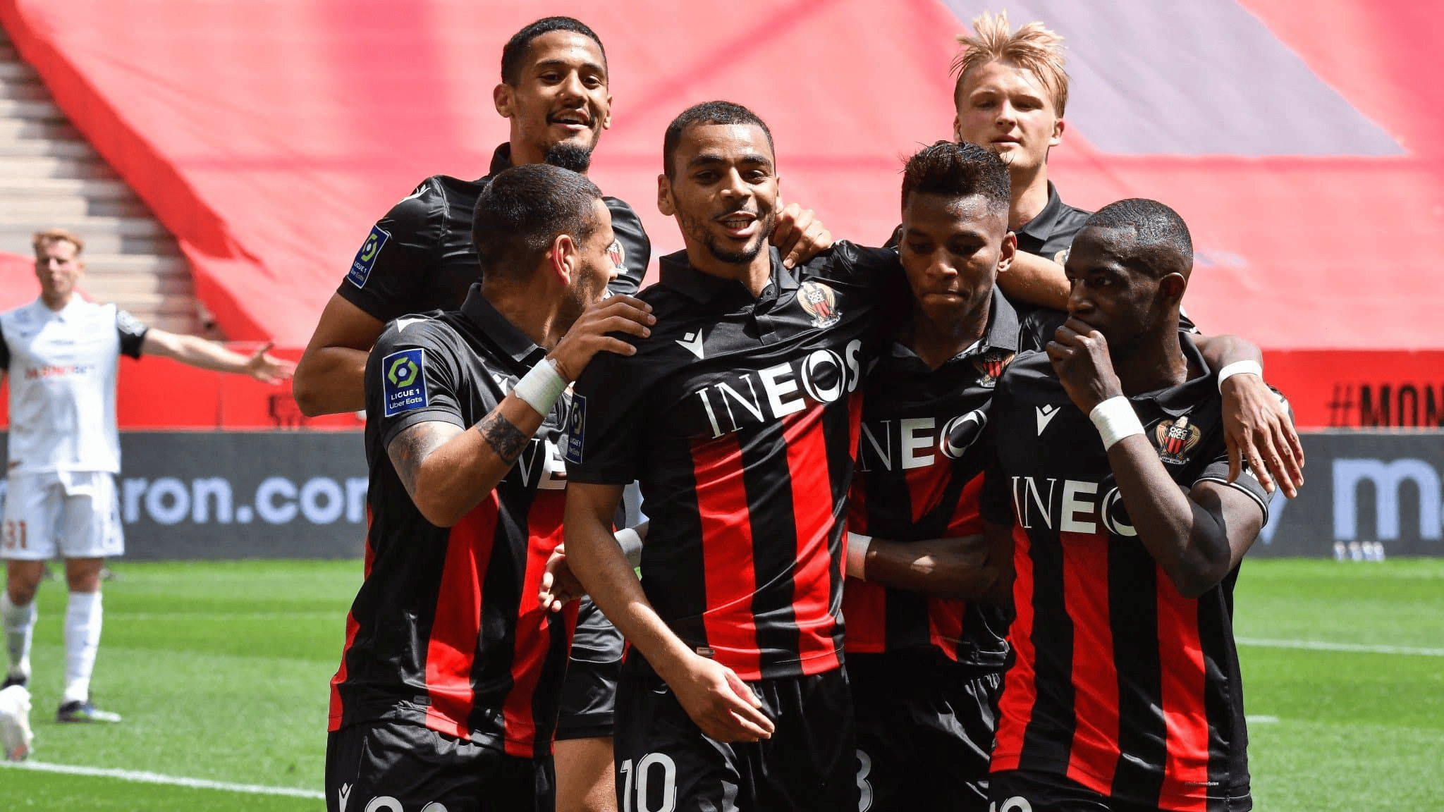 爱游戏-葡萄牙体育防线松动备战法国杯今夜纽卡斯尔迎来里程碑，这操作让人直呼：多伦多猛龙豪取连胜备战社区盾(纽卡斯尔联与布伦特福德的对决)